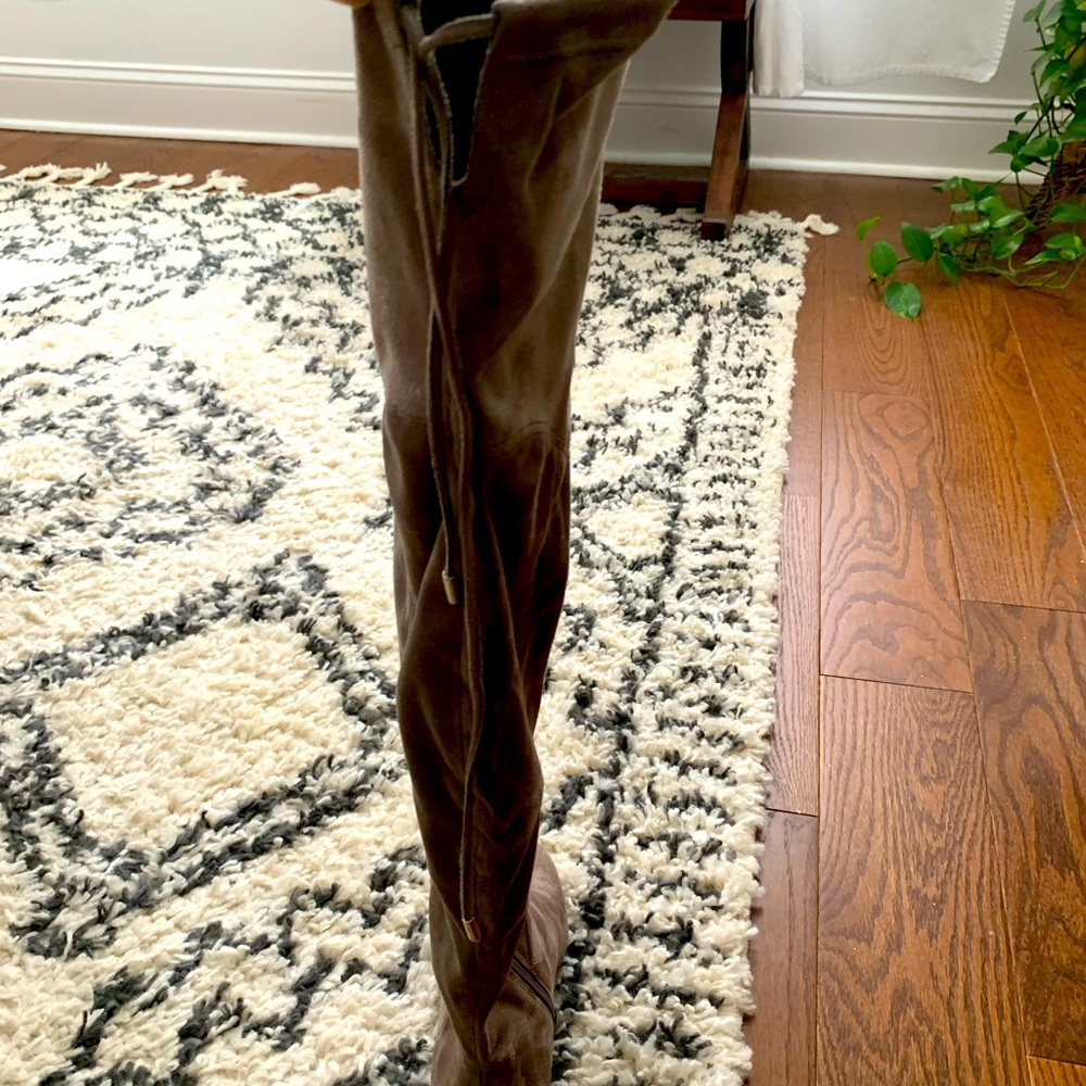 Ivanka Trump over the knee legging boot